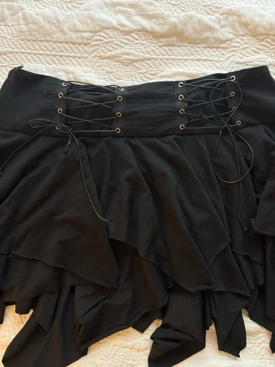 Black Lace-Up Ruffled Mini Skirt - Picture 3 of 4